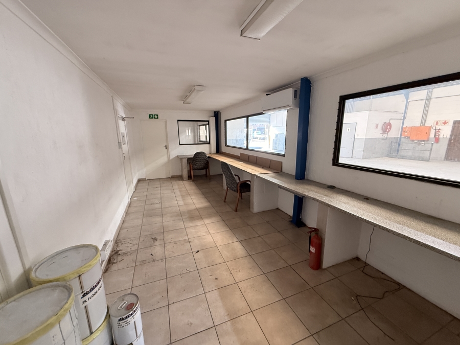 To Let Commercial Property for Rent in Beaconvale Western Cape